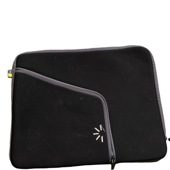 Black* Case Logic Netbook Tablet Laptop Sleeve Case Cover Bag 7-10.2" - Picture 1 of 2